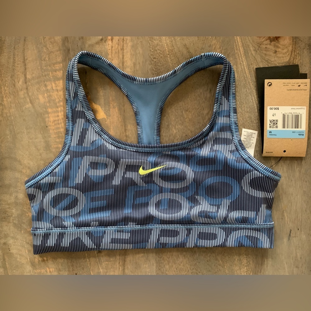 Nike Girl’s Swoosh Bra Reversible